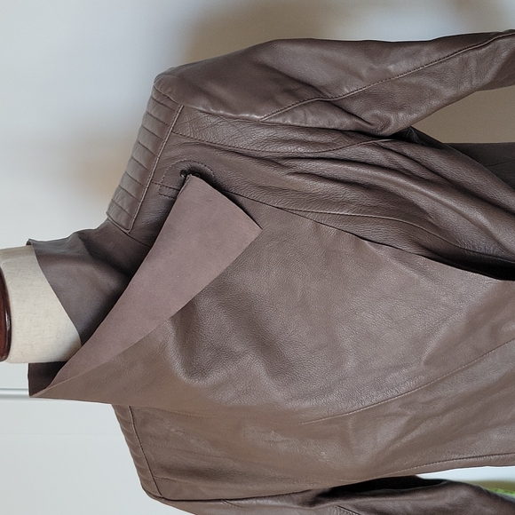 Trouve Moto Leather Unlined Jacket with Drape Collar - Size Small - Picture 3 of 9